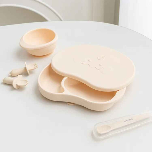 UBMOM 矽膠吸盤餐盤