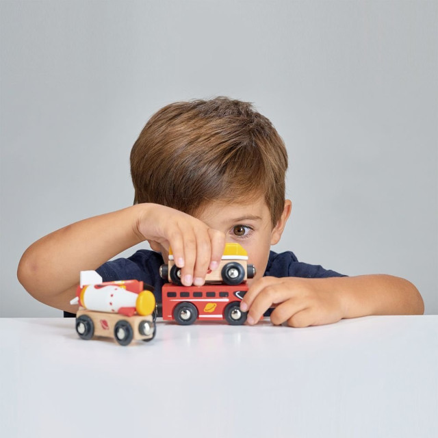 Mentari 太空火箭小火車