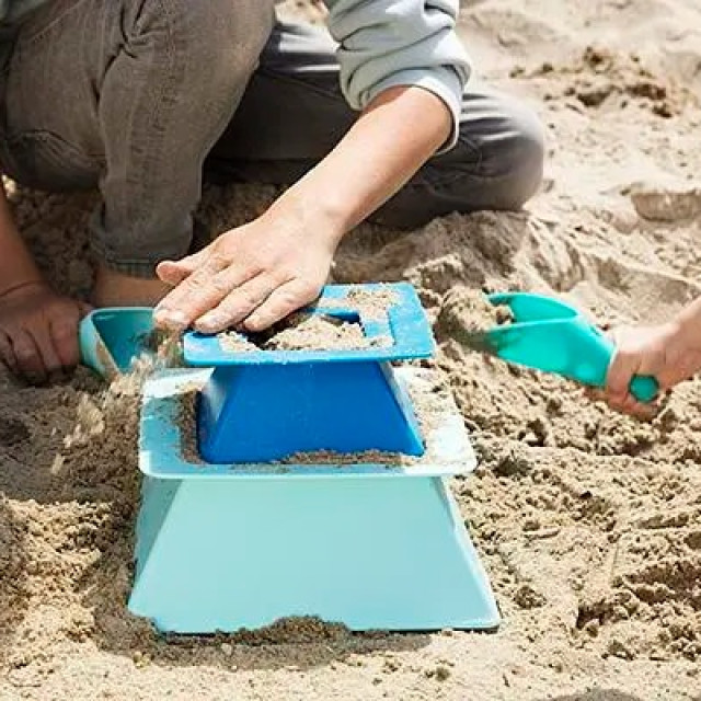 Quut 金字塔模型組