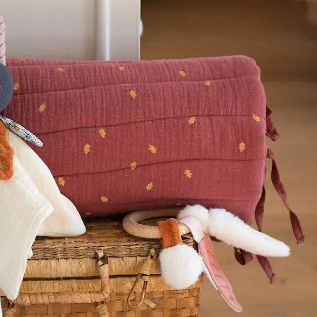 Moulin Roty 兔耳音樂手搖鈴