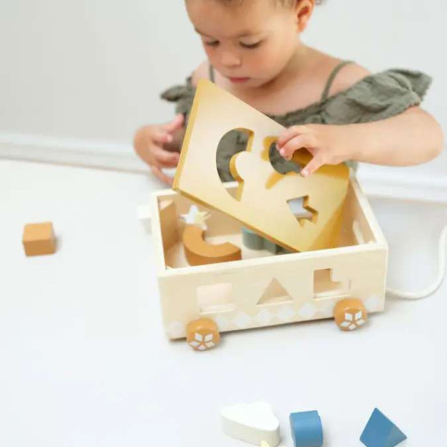 Fabelab 形狀積木拉車