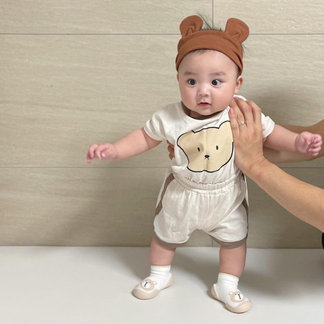 Ggomoosin 學步襪鞋 - 奶茶熊仔