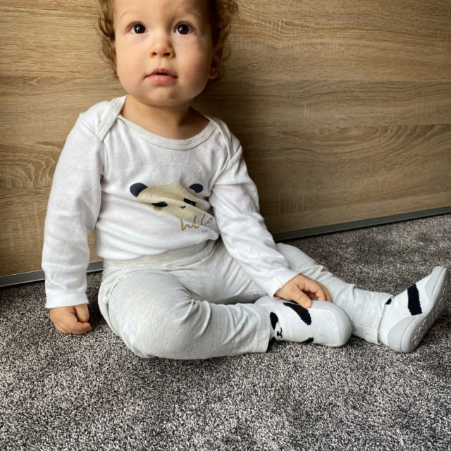 Ggomoosin 學步襪鞋 - 悠閒熊貓