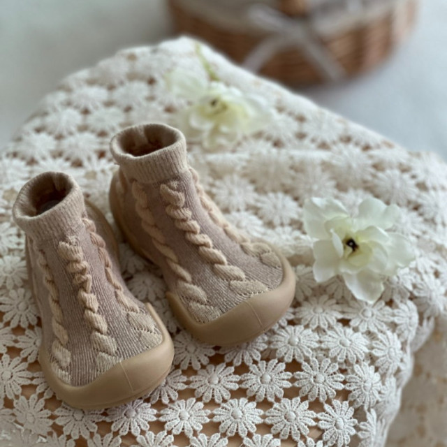 Ggomoosin 學步襪鞋 - 捲捲拿鐵