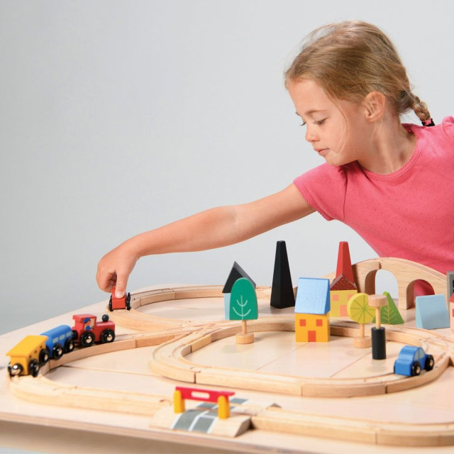 Mentari 城鎮火車軌道組