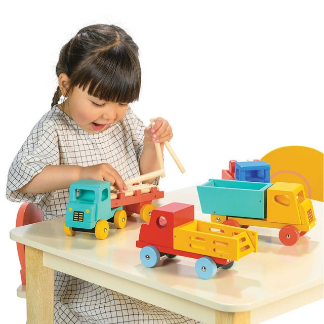 Mentari 森林木材運輸車