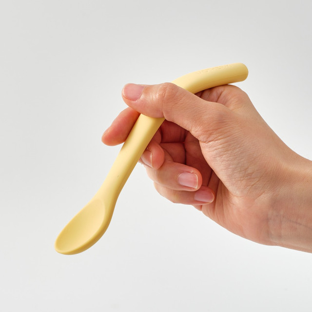 MOTHER-K HUG 矽膠可彎湯匙成長套組(Step 1+2)