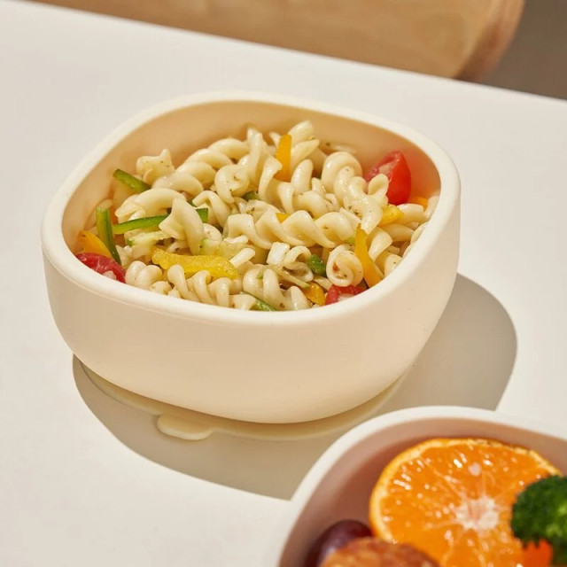 MOYUUM 韓國 白金矽膠兩用吸盤餐碗