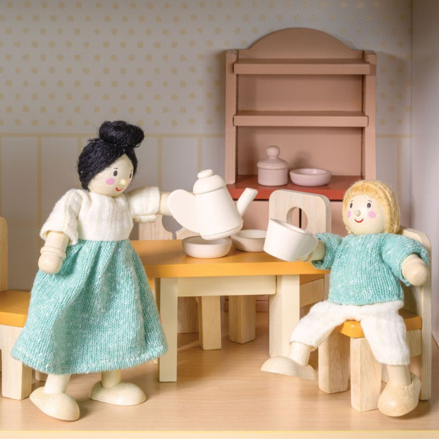 Mentari 歐式餐桌組