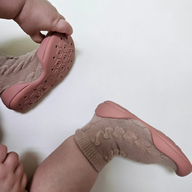 Ggomoosin 學步襪鞋 - 捲捲玫瑰