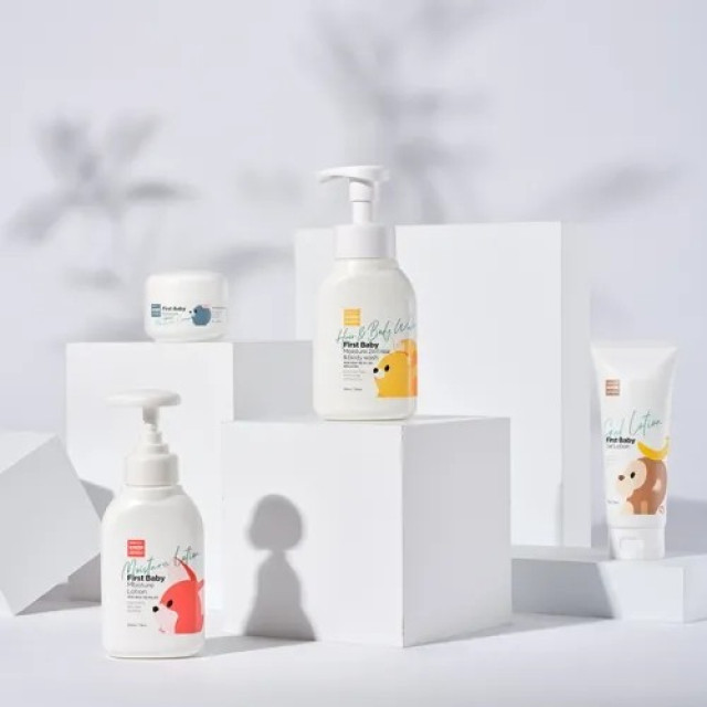 MOTHER-K FIRST 2in1洗髮沐浴慕斯 290ml