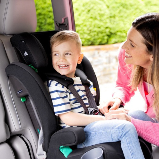 Joie elevate™ R129 2-12歲成長型汽座