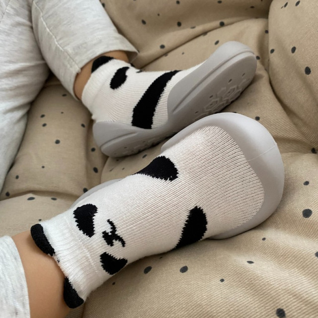 Ggomoosin 學步襪鞋 - 悠閒熊貓