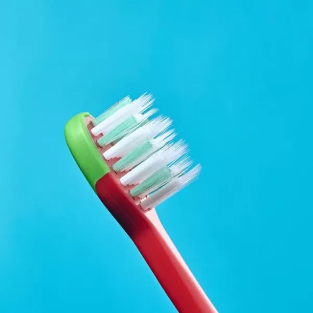 Brush Baby 幼兒雙吸盤式牙刷 (3-6Y) 2入