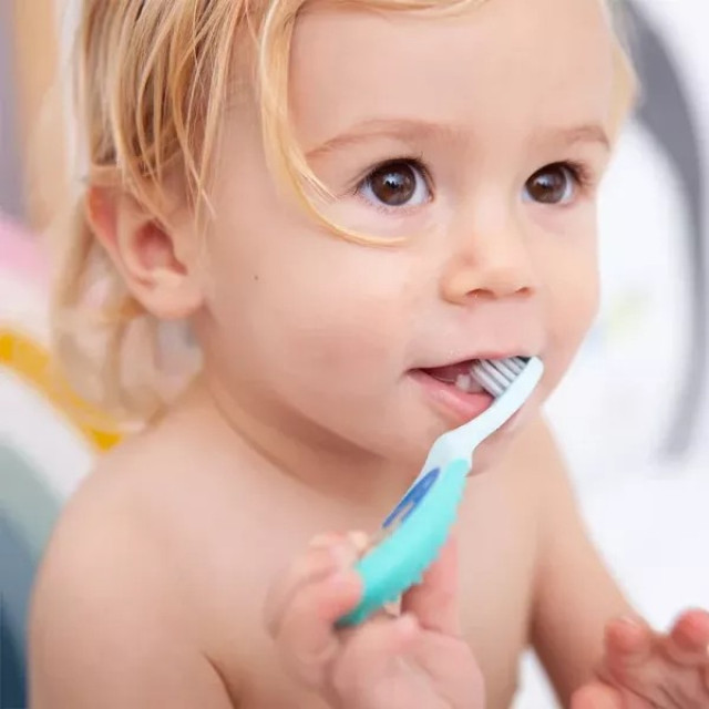 Brush Baby 幼兒易握安撫學習牙刷 (0-3Y) 2入