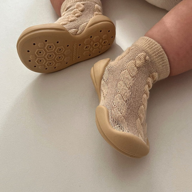 Ggomoosin 學步襪鞋 - 捲捲拿鐵