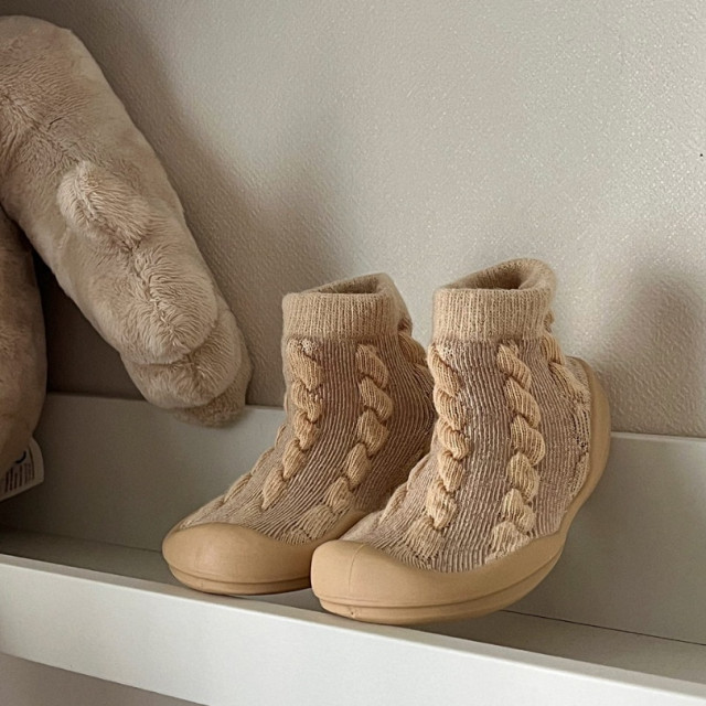 Ggomoosin 學步襪鞋 - 捲捲拿鐵