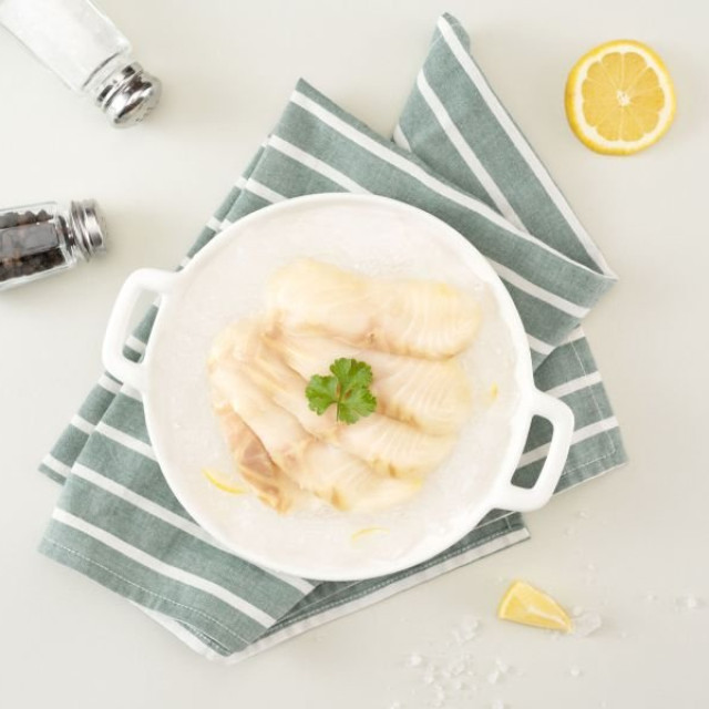 永圻 鱘龍魚 一口魚片 120g (食用仍需留意刺)