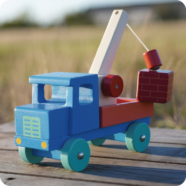 Mentari 藍天吊卡車