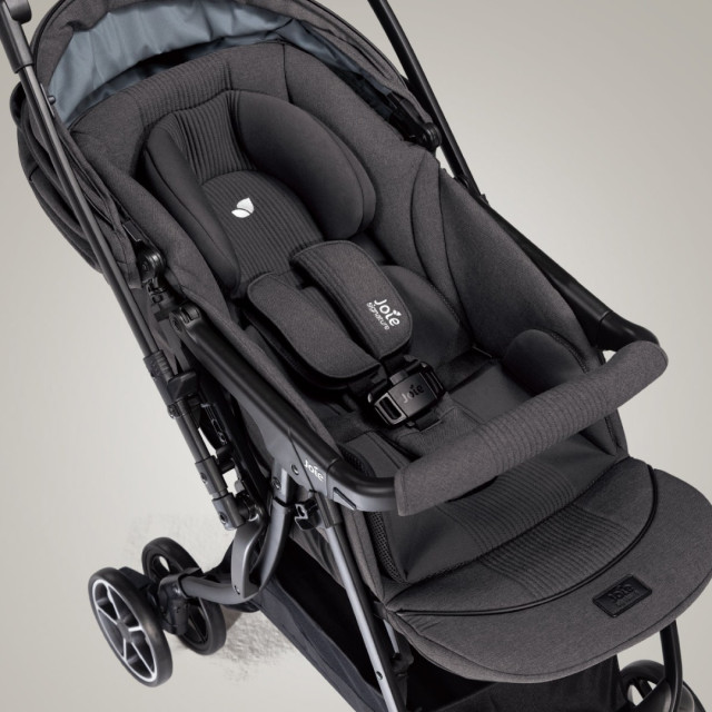 Joie float™ 4WD drift 橫輕巧 x 雙向手推車