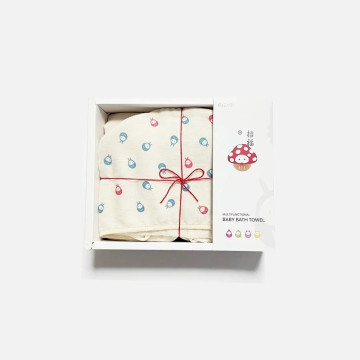 nizio 招福⼩飛成⻑浴⼱