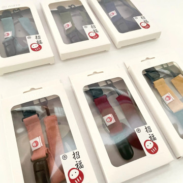 nizio 招福⼆合⼀多⽤途奶嘴夾