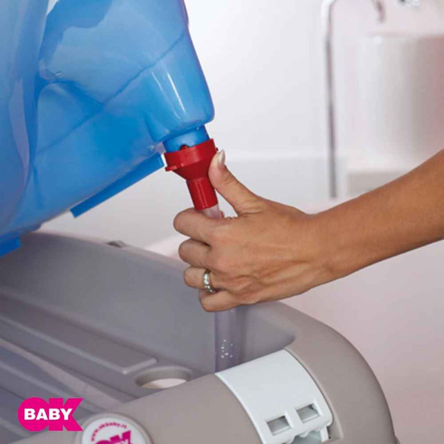 貝喜力克 OKBABY 頭等艙澡盆專用二合一摺疊架 (澡盆架/尿布台)