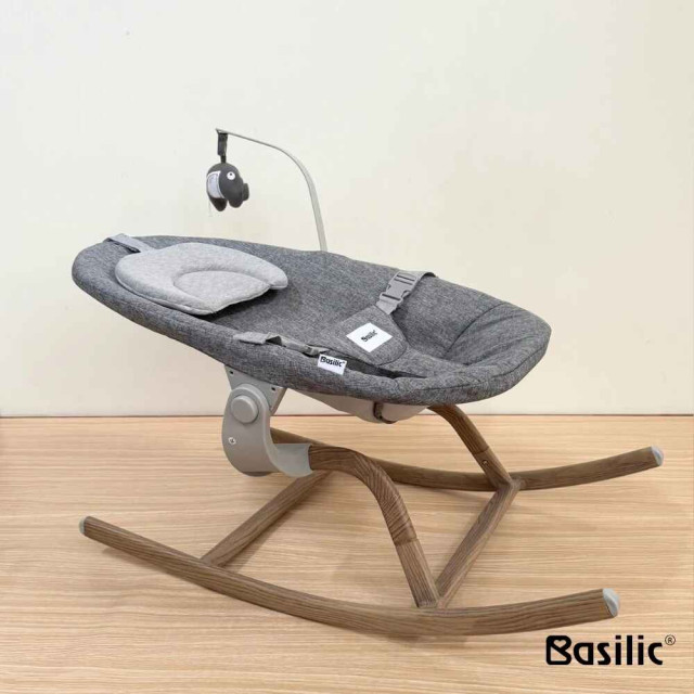 貝喜力克 4in1成長型安撫搖椅＋兒童餐椅組合