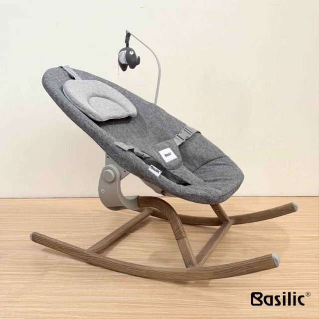 貝喜力克 4in1成長型安撫搖椅＋兒童餐椅組合